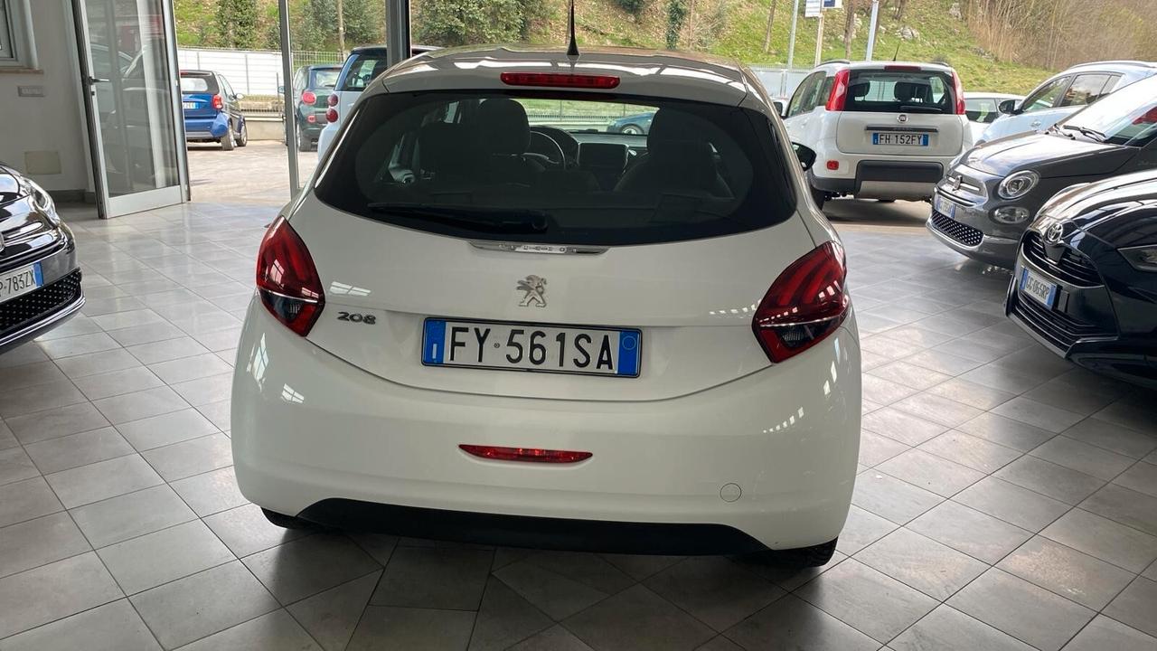 Peugeot 208 PureTech 82 5p. GPL Allure