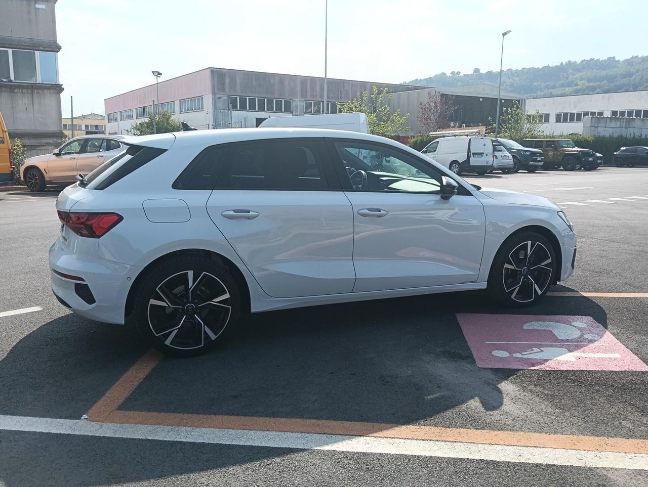 Audi A3 SPB 30 TDI Business