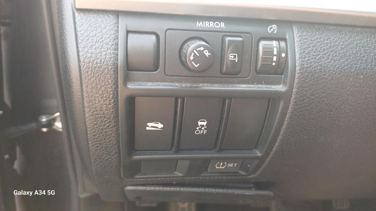 Subaru OUTBACK 2.0d Lineartronic Free