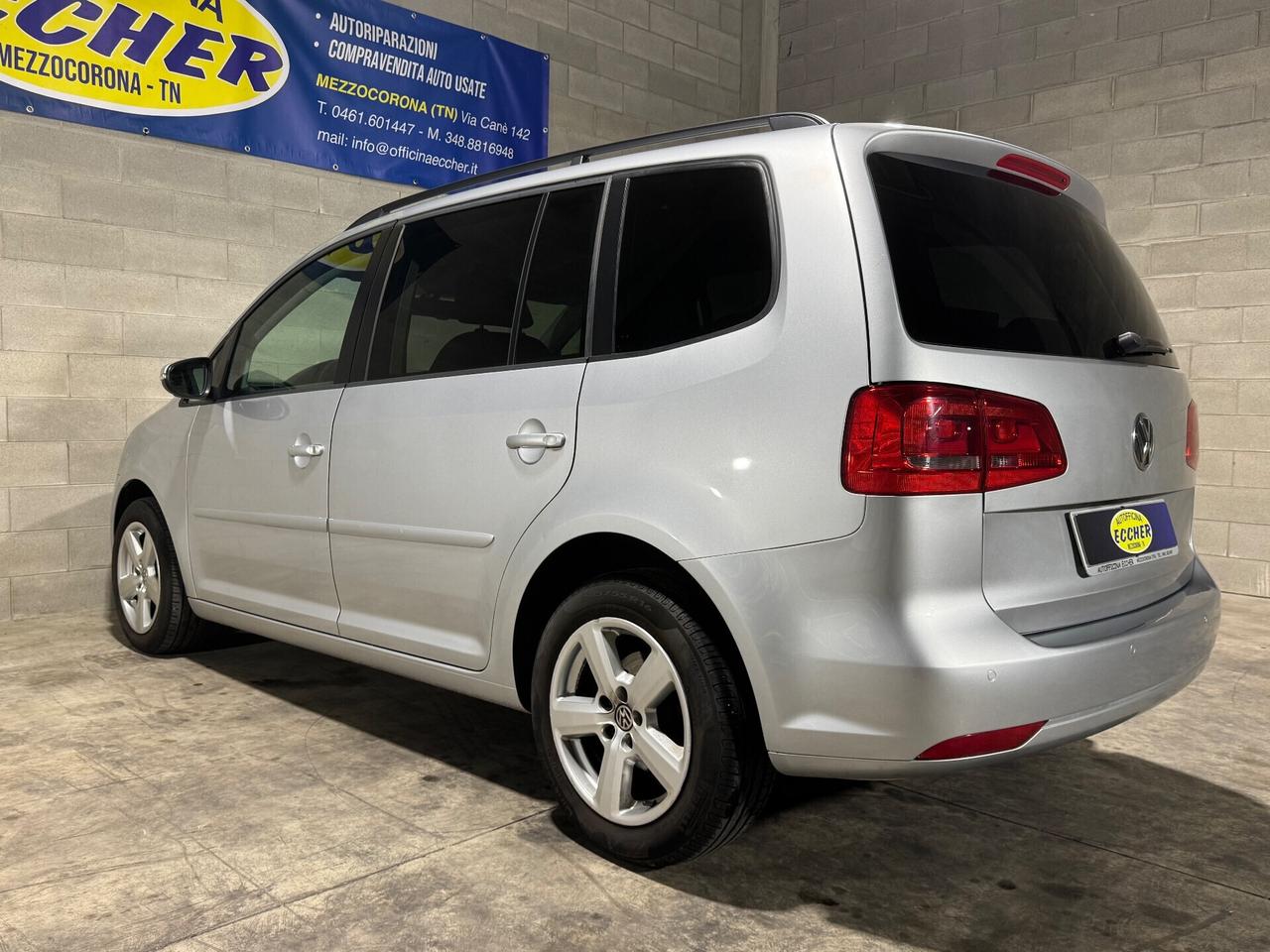 Volkswagen Touran 1.6 TDI 7 POSTI NEOPATENTATI