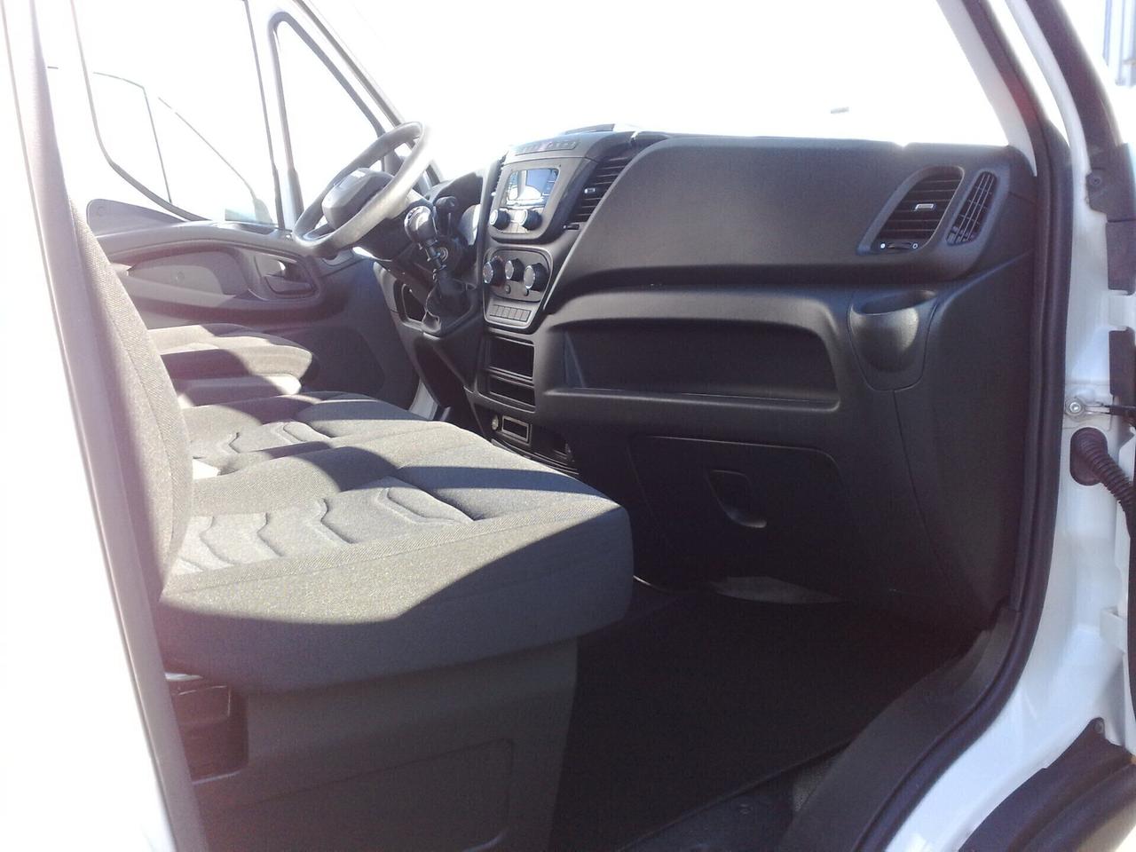 Iveco Daily 35c18 3000cc GEMELLATO - 2021