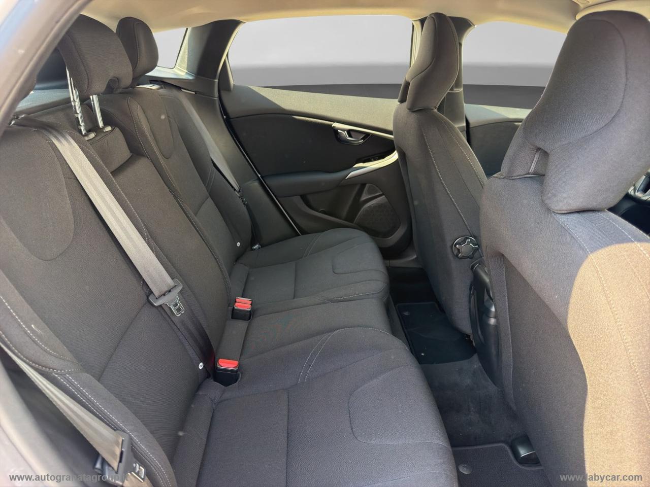 VOLVO V40 D2 Momentum BELLA AFFARE VERO!