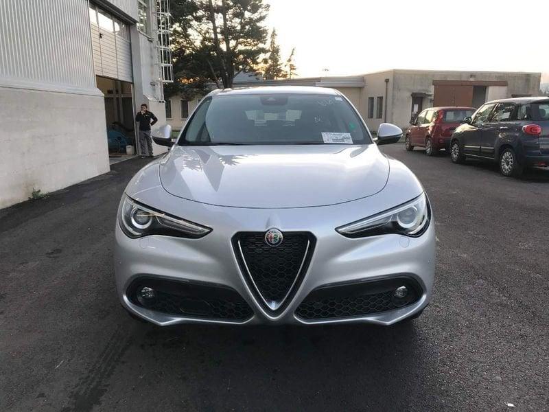 Alfa Romeo Stelvio 2.2 Turbodiesel 190 CV AT8 RWD Executive