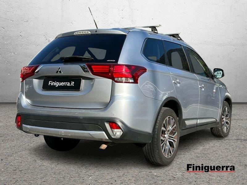 Mitsubishi Outlander 2.2 DI-D 4WD Instyle 7p.