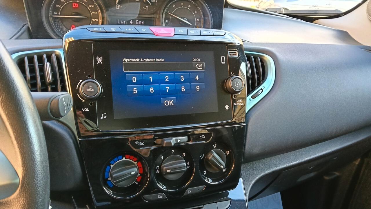 LANCIA YPSILON 1.0 HYBRID-PREZZO PROMO!