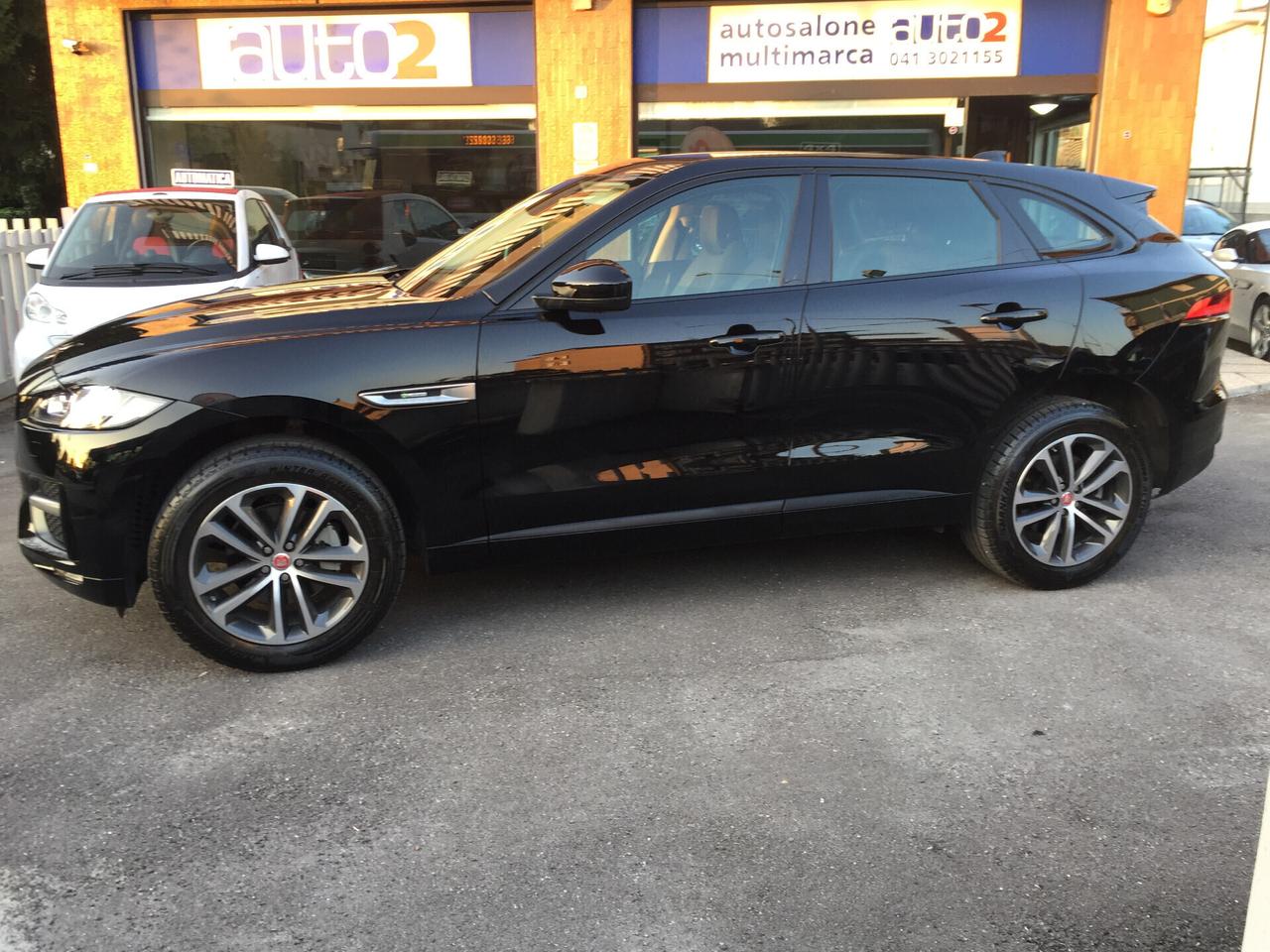 Jaguar F-Pace 2.0 D 180 CV AWD R-Sport