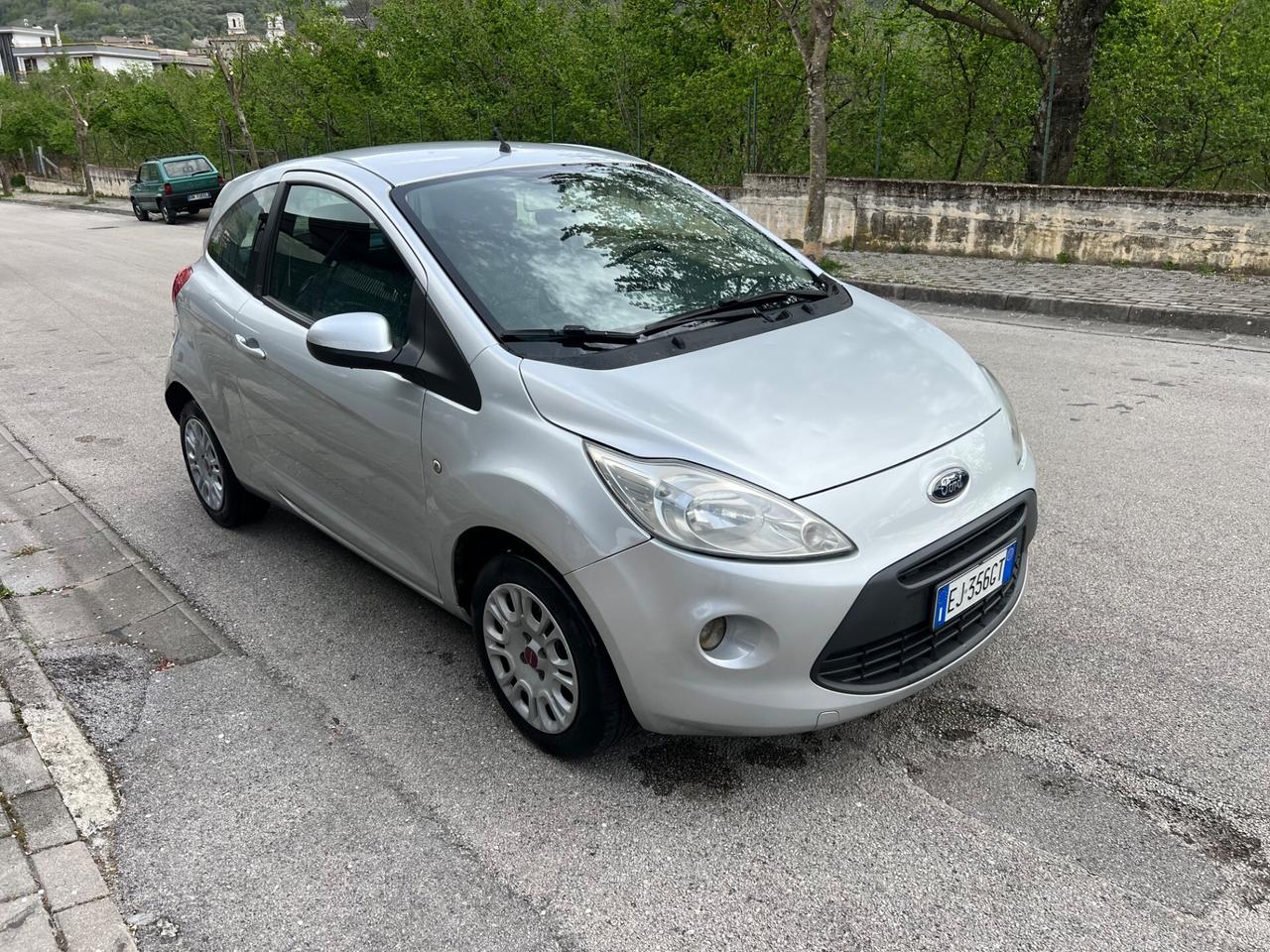 Ford Ka 1.2 benzina 69cv Titanium 2011 Ka+