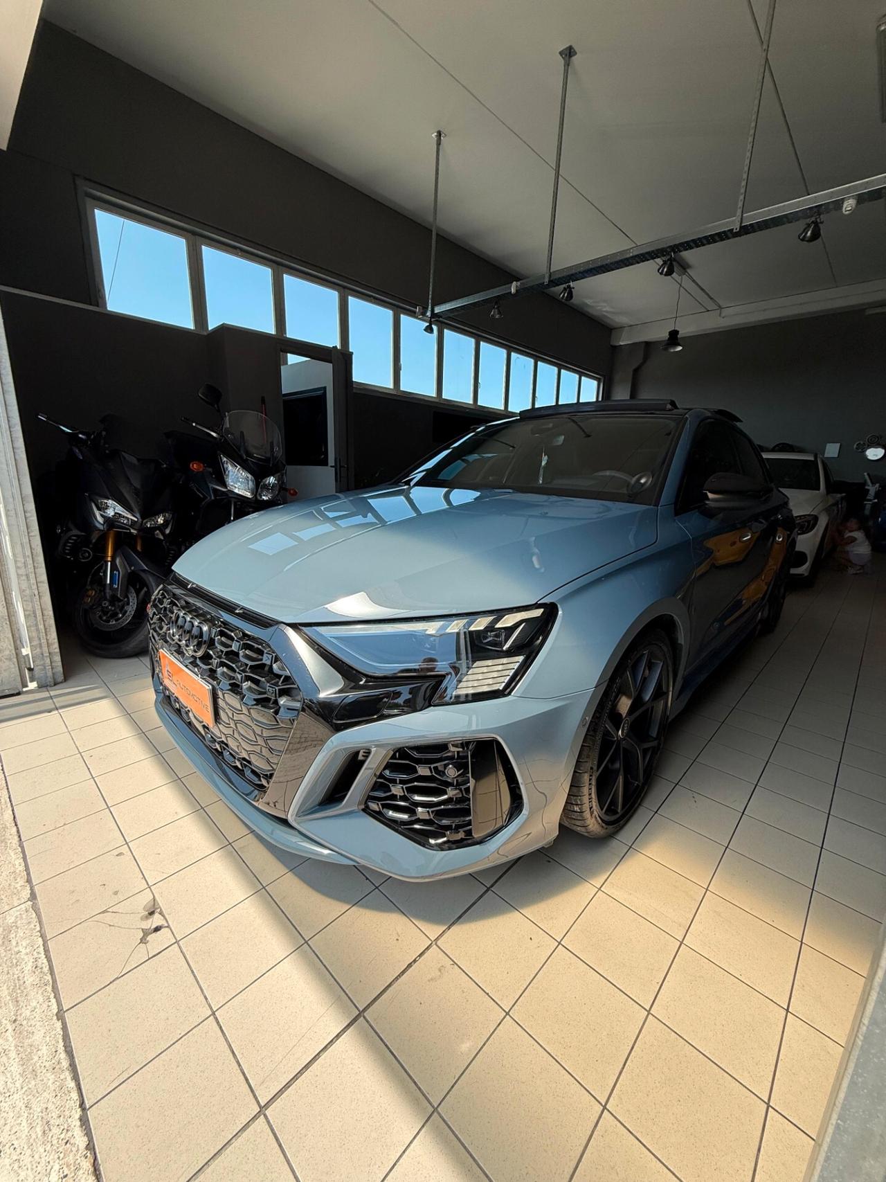 Audi A3 RS 3 SPB TFSI quattro S tronic