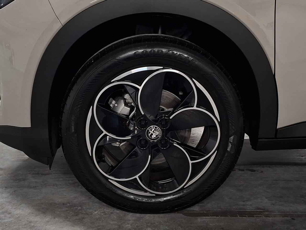 Alfa Romeo Junior BEV 156CV FWD 100% ELETTRICA