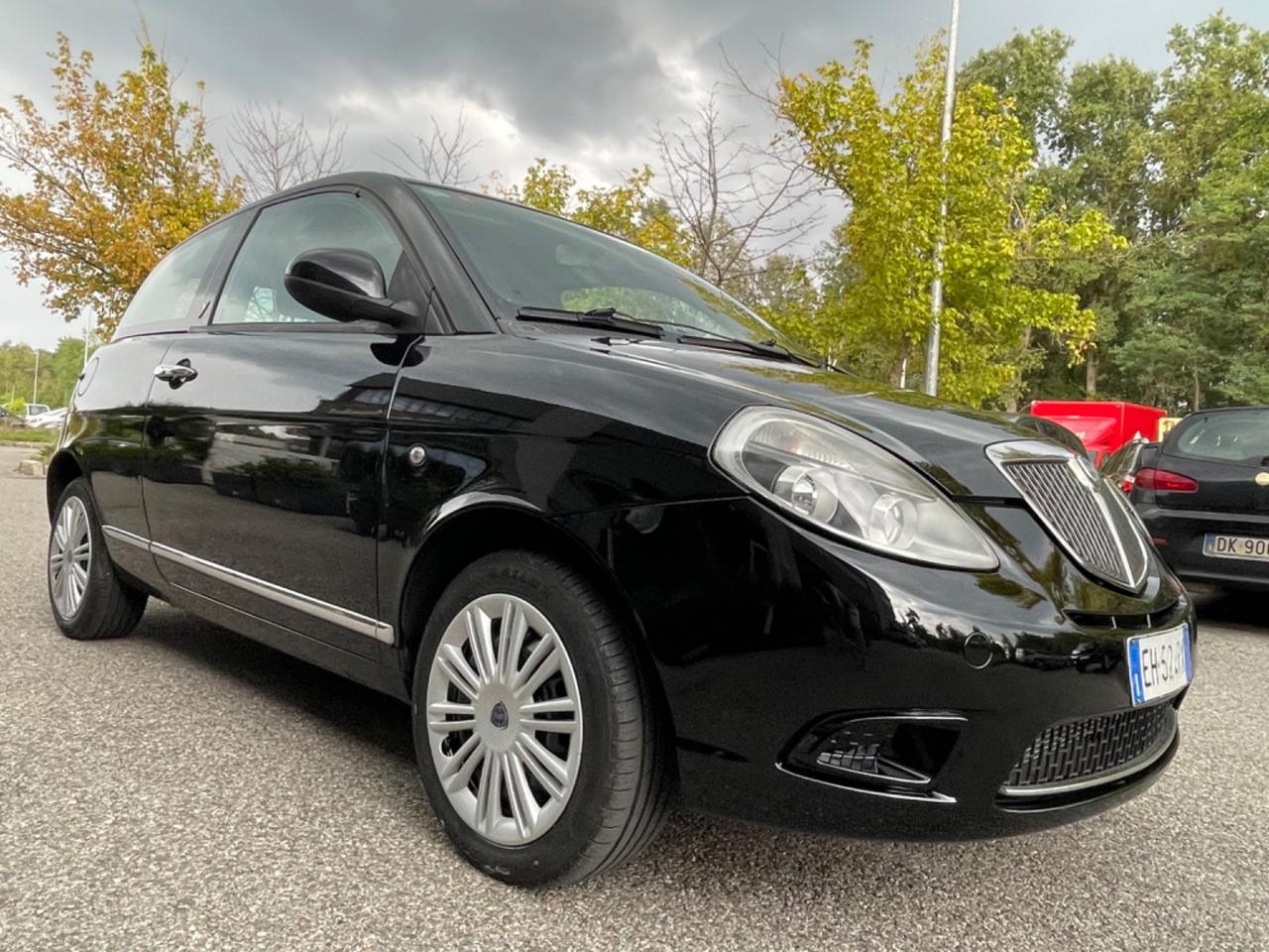 Lancia Ypsilon 1.2 69 CV*Neopatentati*Solo 83000km*