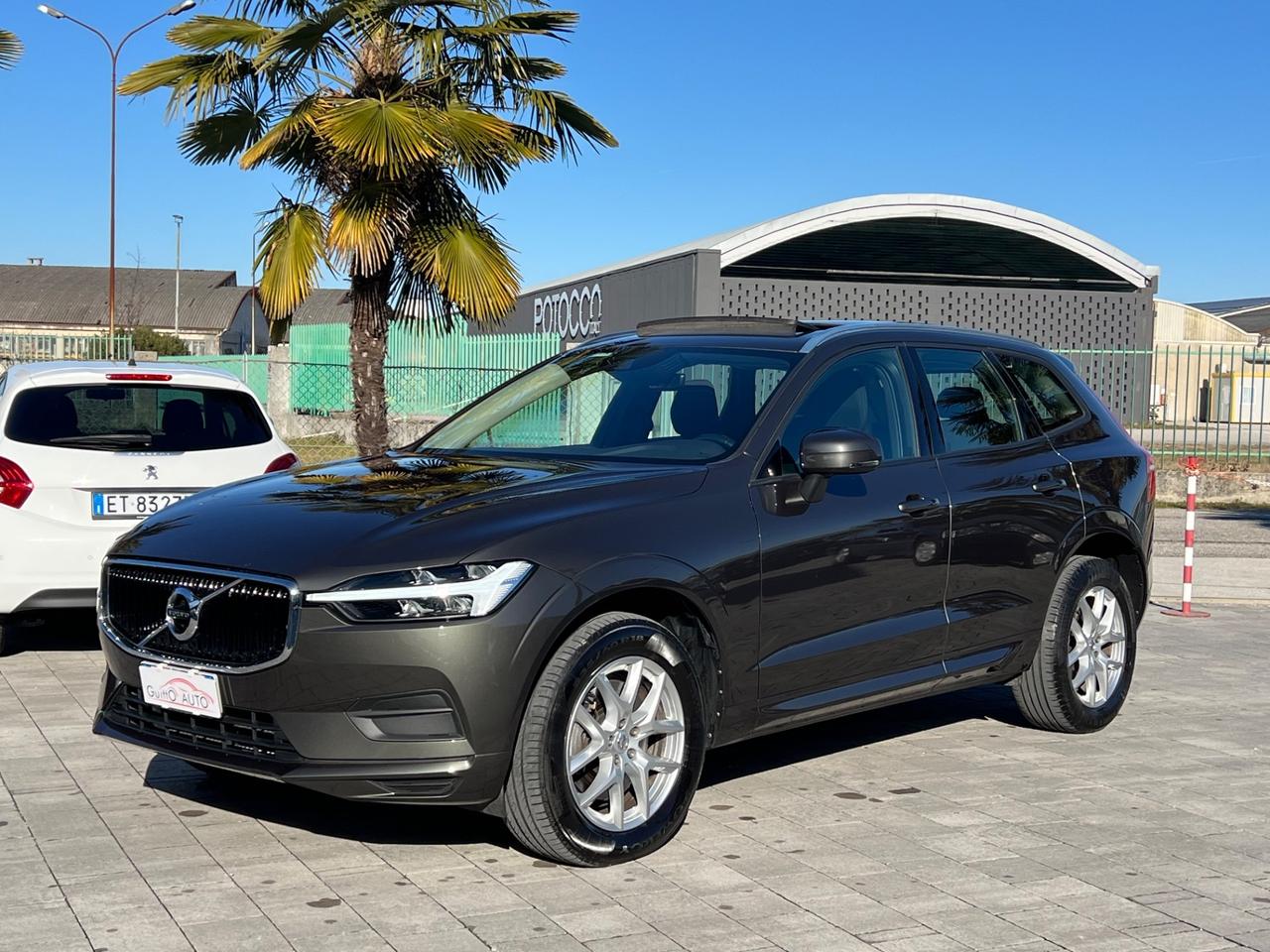 Volvo XC60 B4 (d) AWD Geartronic Momentum Pro