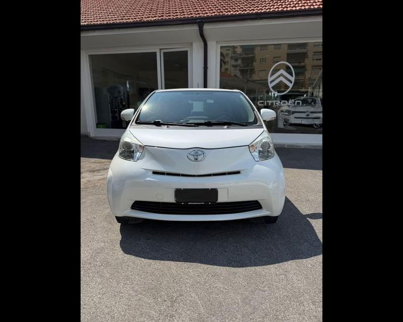 Toyota iQ 1.0