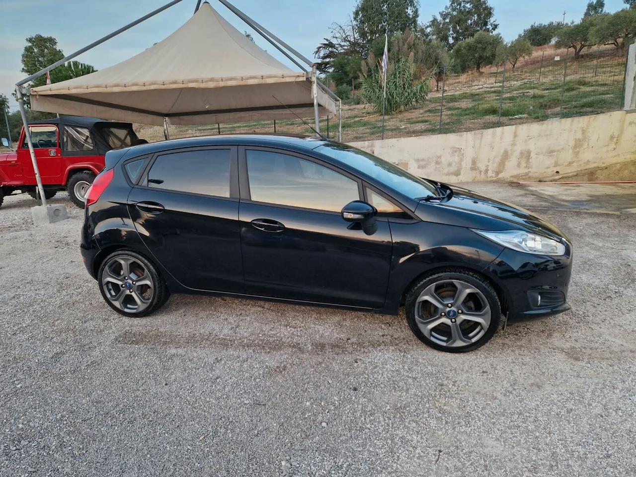 Ford Fiesta 1.5 TDCi 95CV 5 porte Titanium