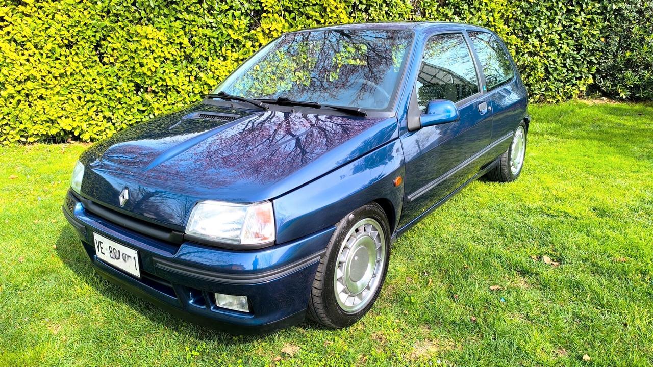 Renault Clio 1.8i 16V Diac no Cat