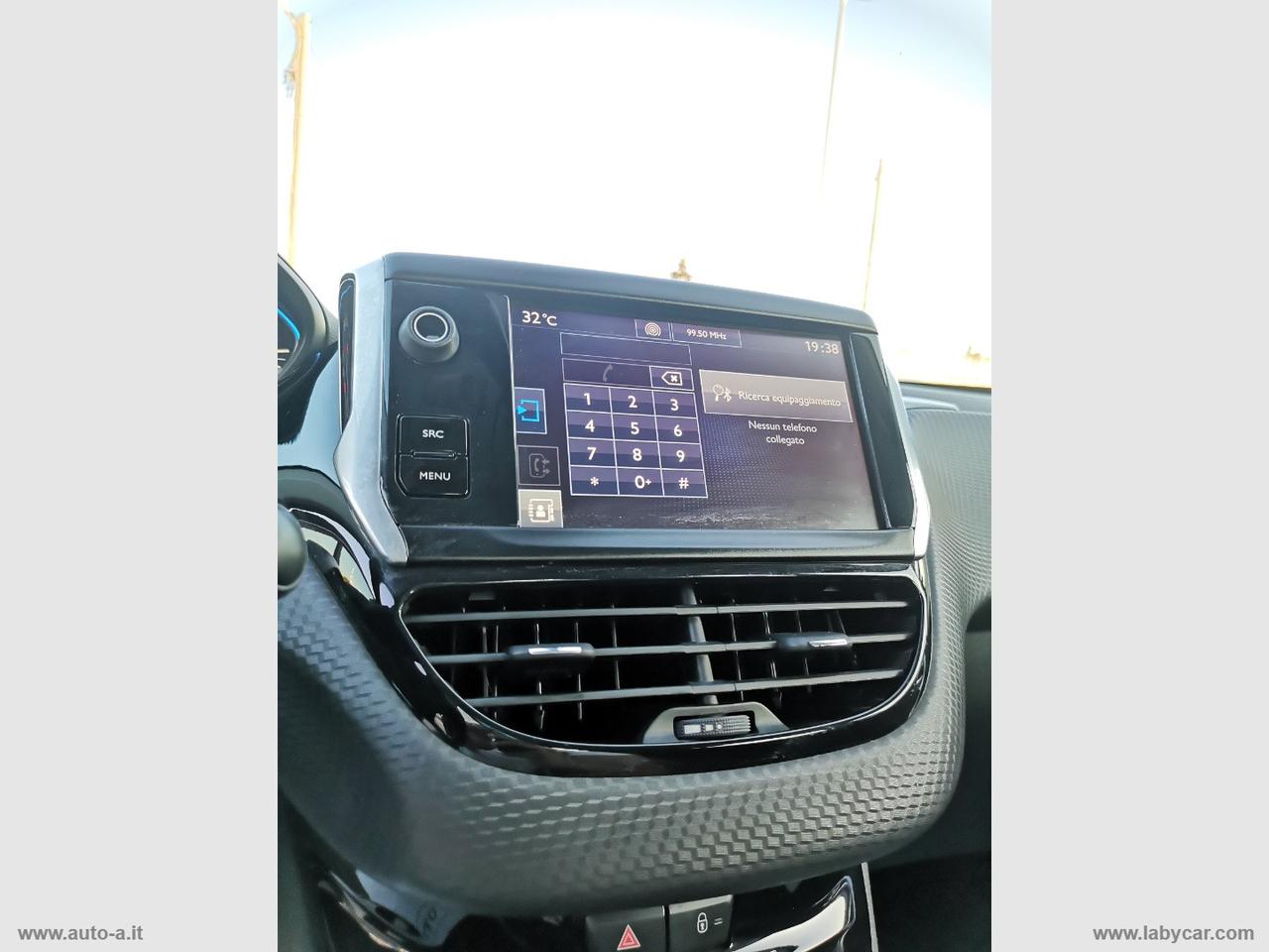 PEUGEOT 2008 PureTech 82 Allure