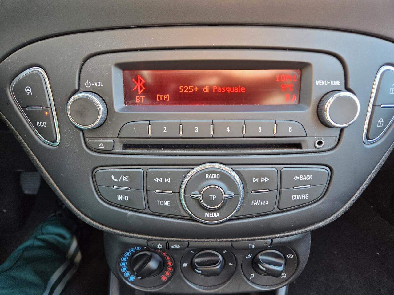 Opel Corsa 1.4 5 porte Innovation 59.000 km