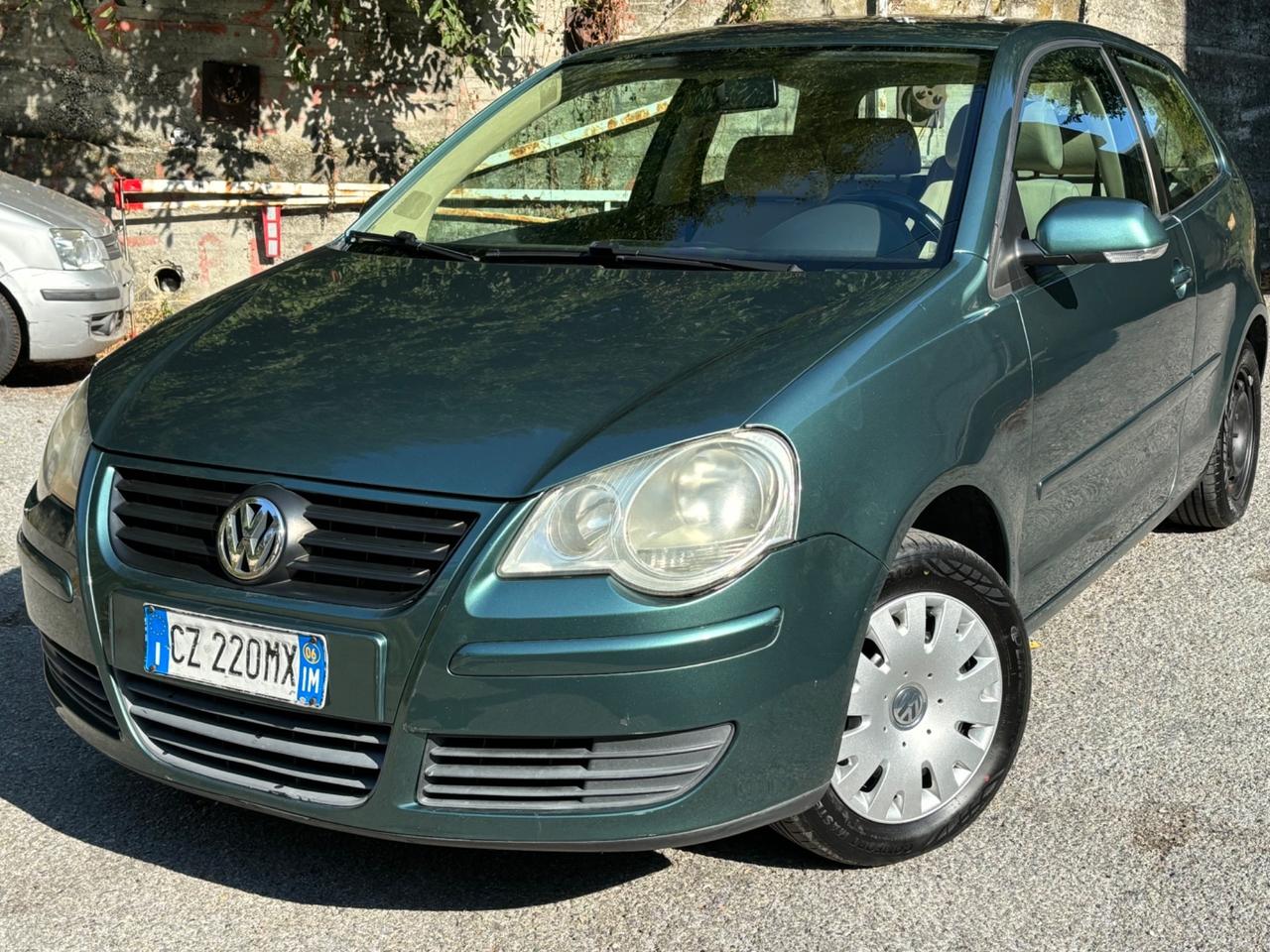 Volkswagen Polo 1.2/64CV 12V 3p. Trendline