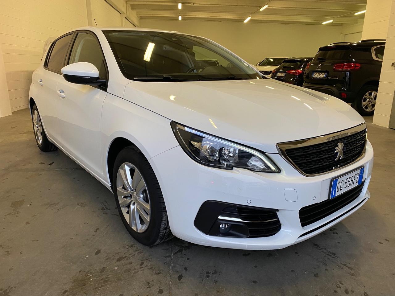 Peugeot 308 My21 Berlina 1.5 130 CV EAT8 Active Business