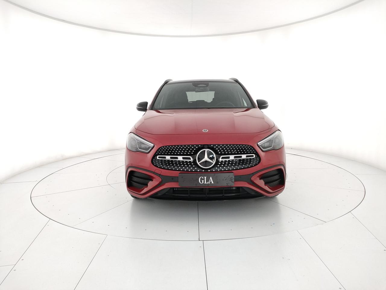 Mercedes-Benz GLA 200 d