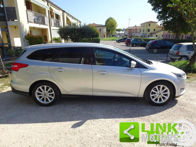 FORD Focus Titanium