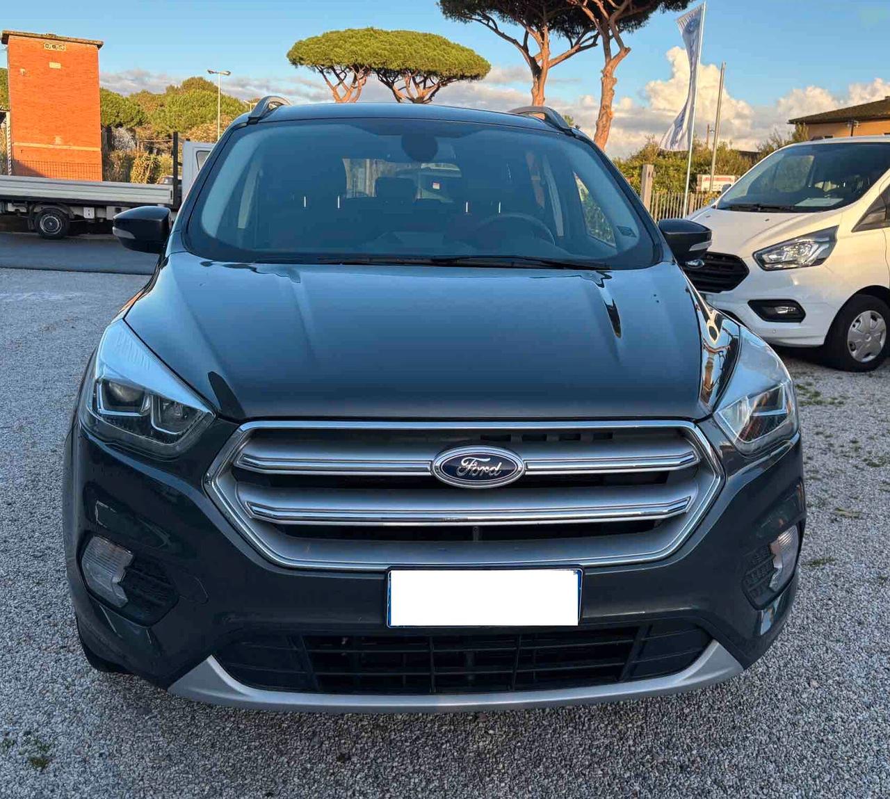 Ford Kuga 1.5 TDCI 120 CV S&S 2WD Titanium