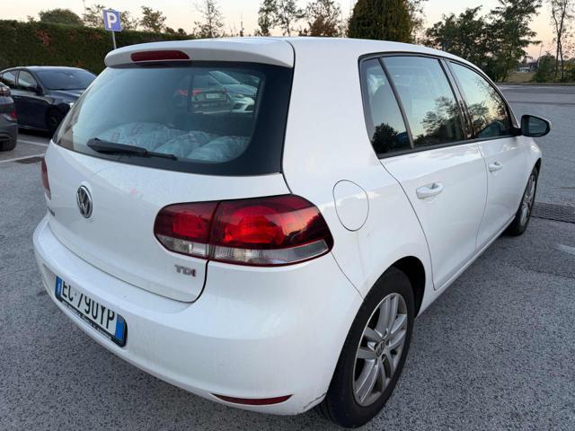 VOLKSWAGEN Golf 1.6 TDI 5p Highline senza nessun lavoro da fare
