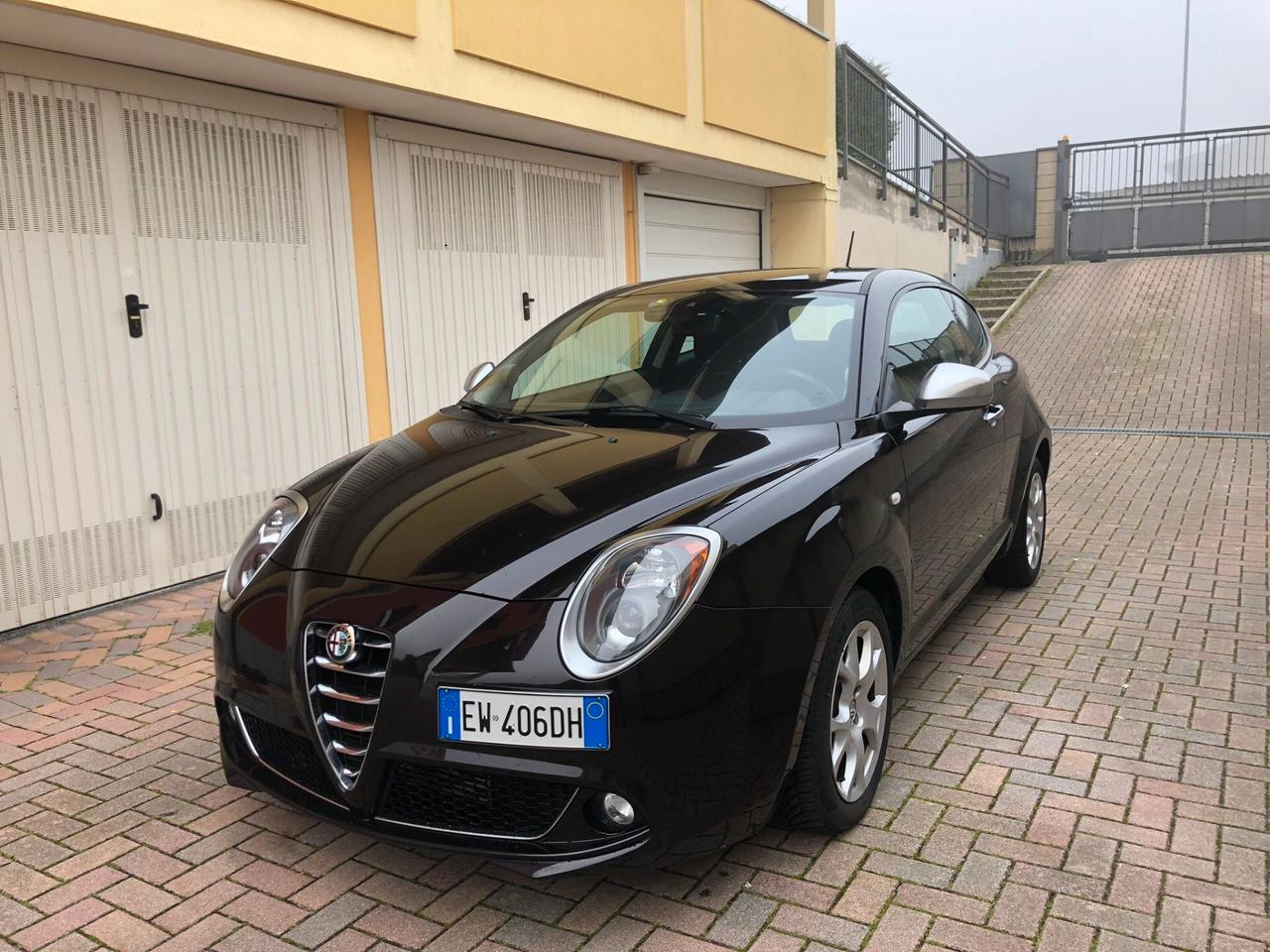 Alfa Romeo Mito MY14 1.3cc JTDm 85CV-62kW "S&S Distinctive"