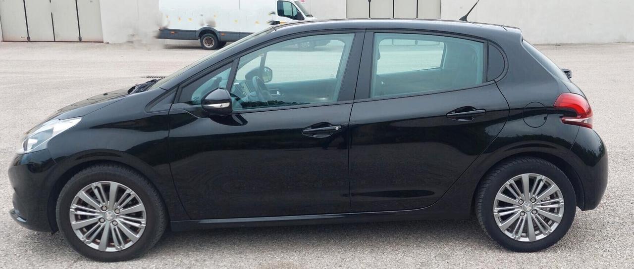 PEUGEOT 208 ALLURE- 1.6 HDI - NEOPATENTATI