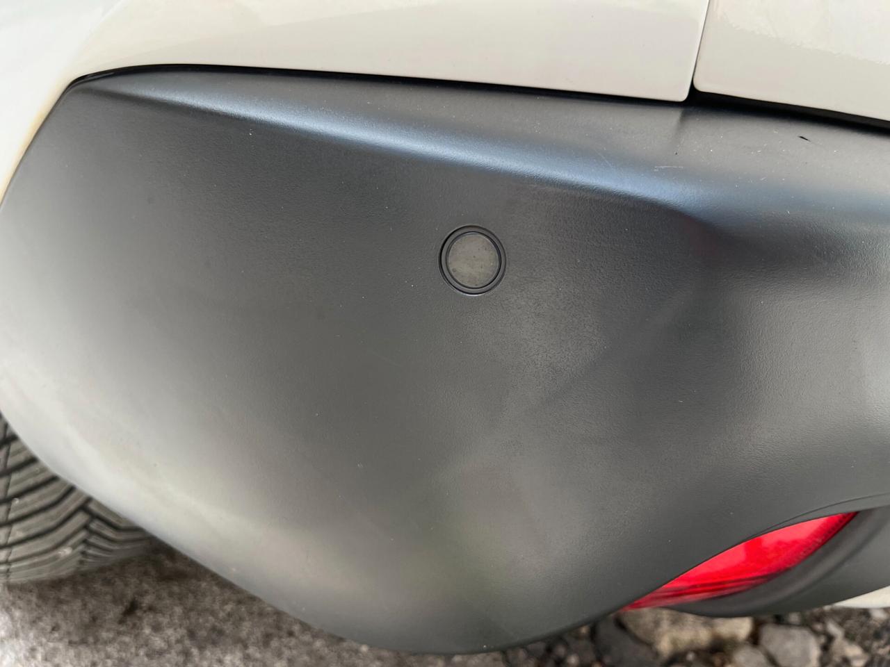 Peugeot 2008 BlueHDi 100 Allure