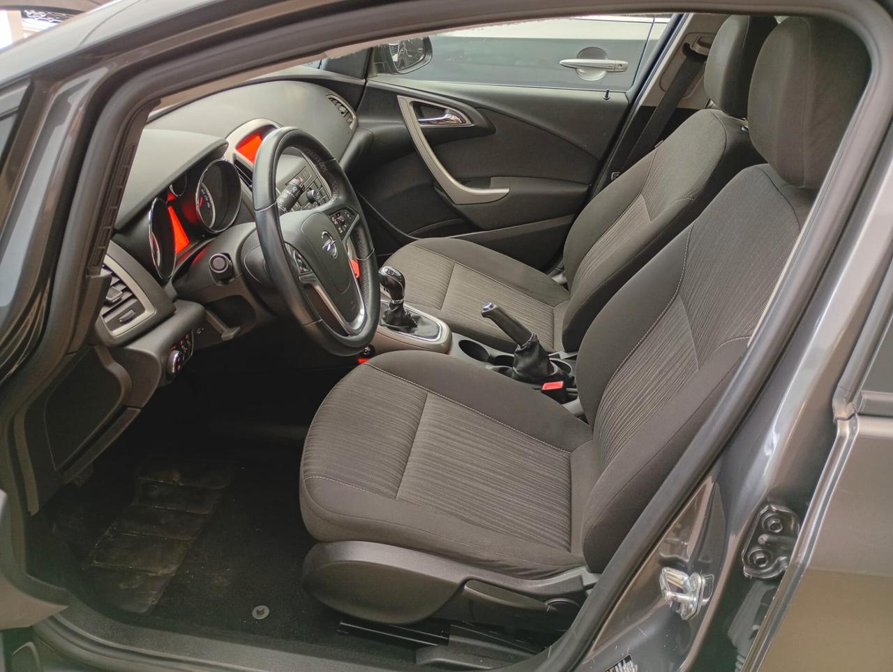 Opel Astra 1.7 CDTI 110CV 5 porte Cosmo