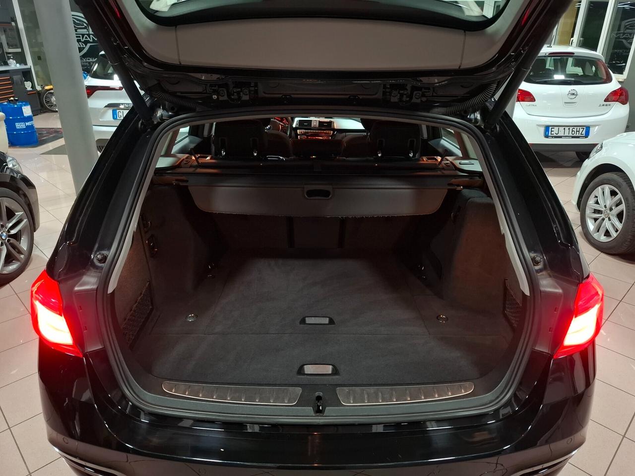 Bmw serie 3 Sport TETTO NEOPATENTATO