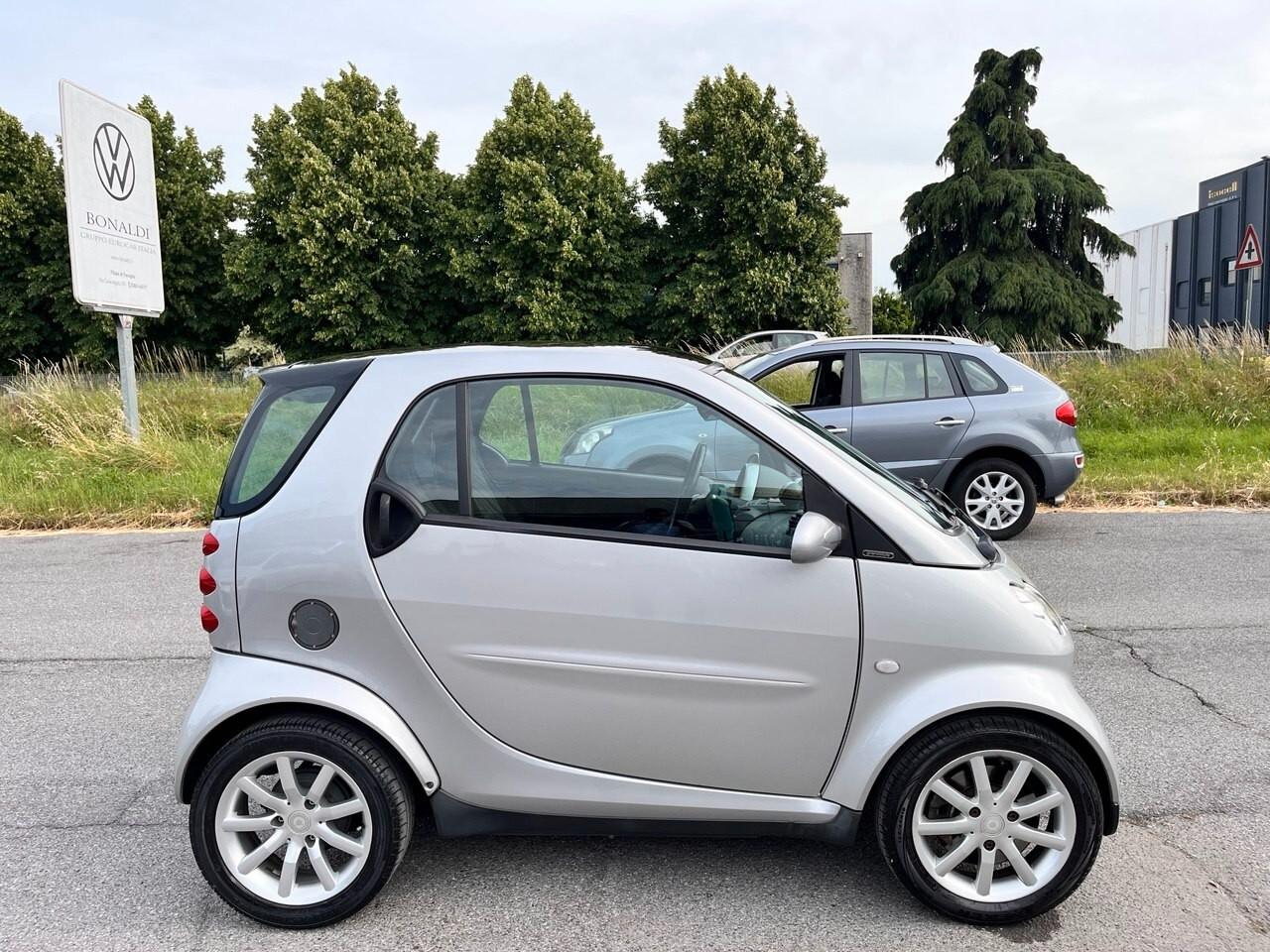 Smart ForTwo 700 coupé (45 kW)