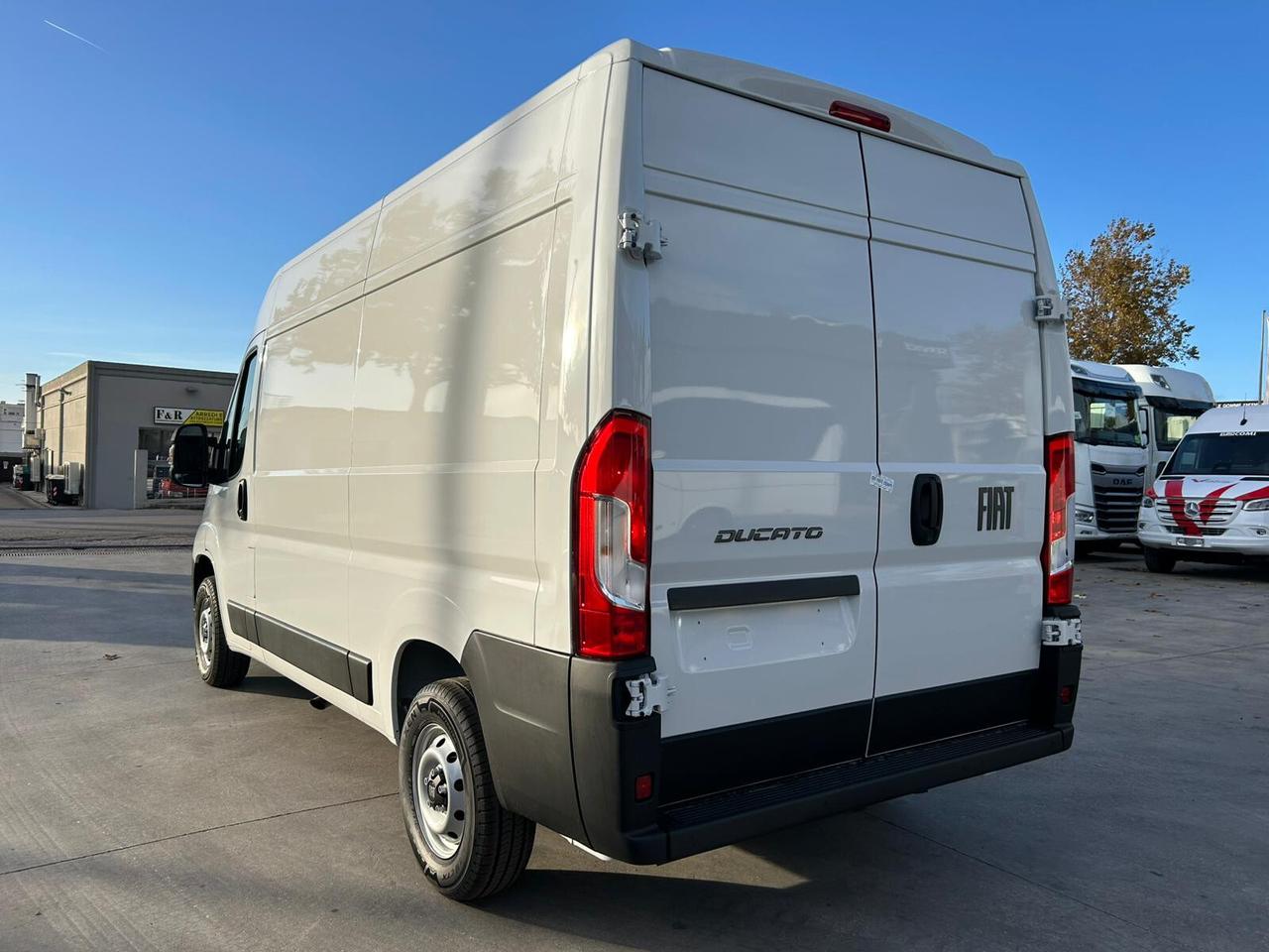 NUOVO Fiat Ducato 2.2 mjt Lastrato L2H2 120 cv 33 q.li