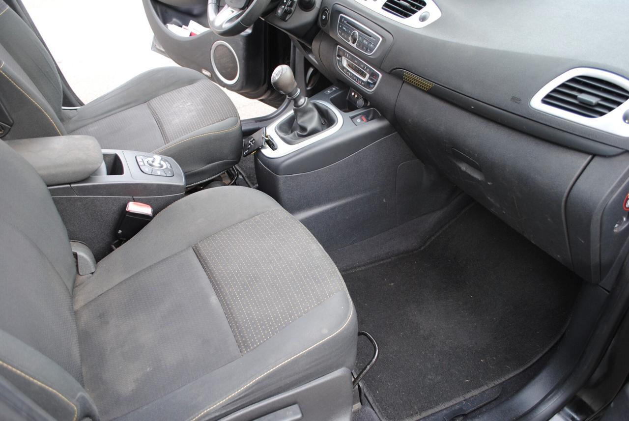 RENAULT SCENIC 7 POSTI 1.5 dCI 110 CV