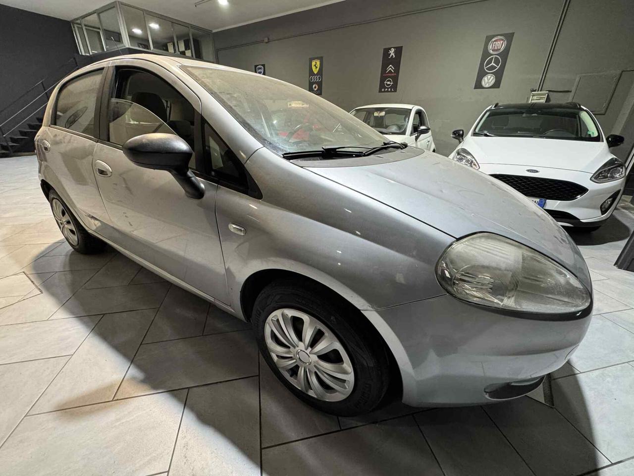 Fiat Grande Punto 1.4 BENZINA 5P SENZA DIFETT