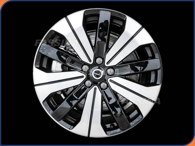 Volvo XC60 T6 Plug-in hybrid AWD automatico Plus Dark