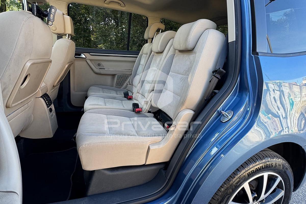 VOLKSWAGEN Touran 1.4 TSI DSG Highline EcoFuel