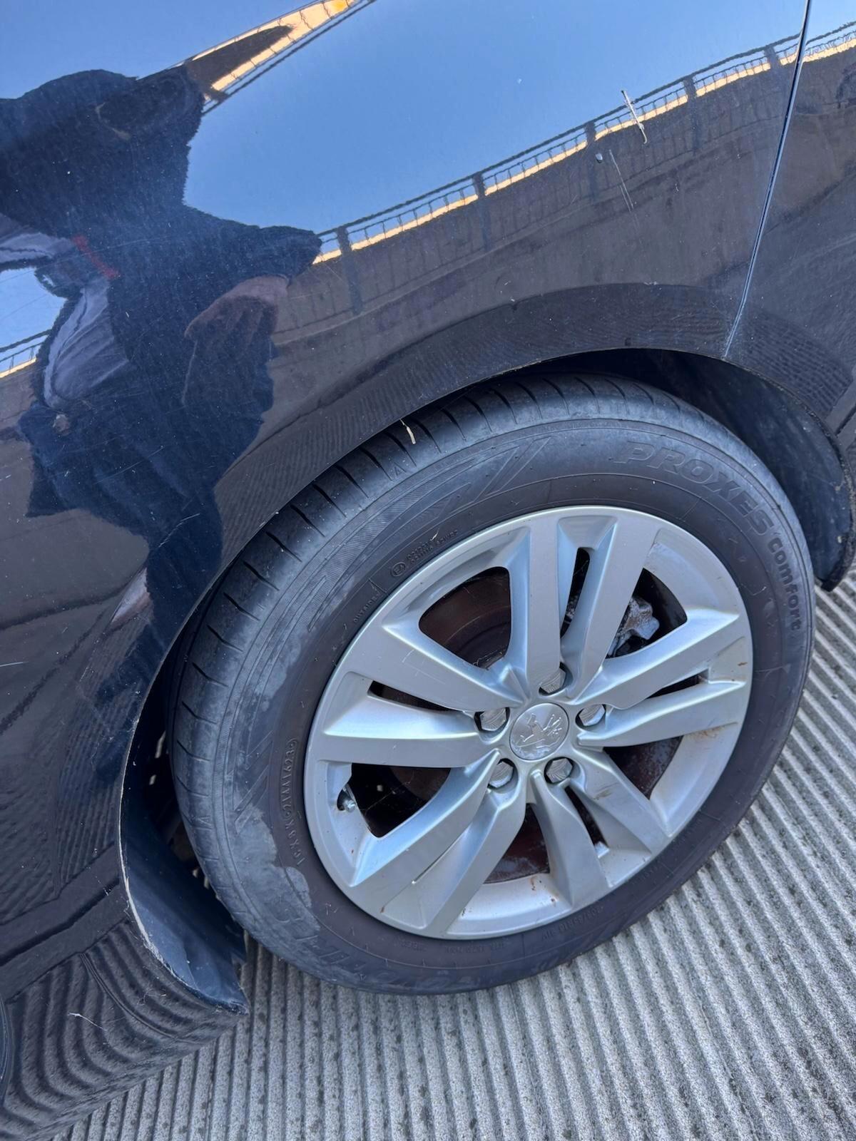 Peugeot 308 BlueHDi 100 S&S SW Business