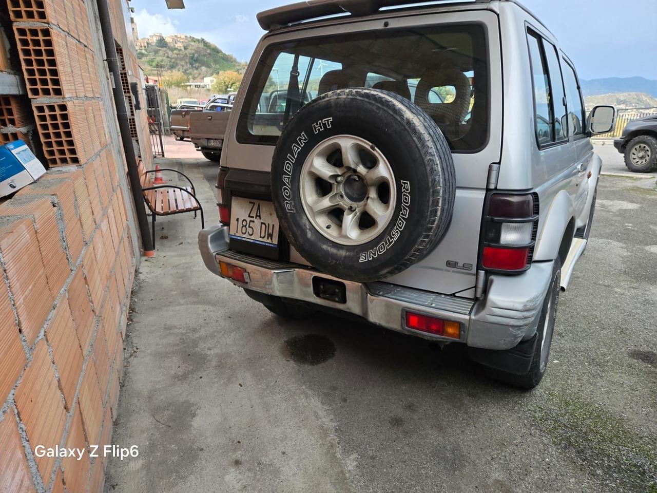 Mitsubishi Pajero 2.5 TDI Metal-top S.S. GLS Focus