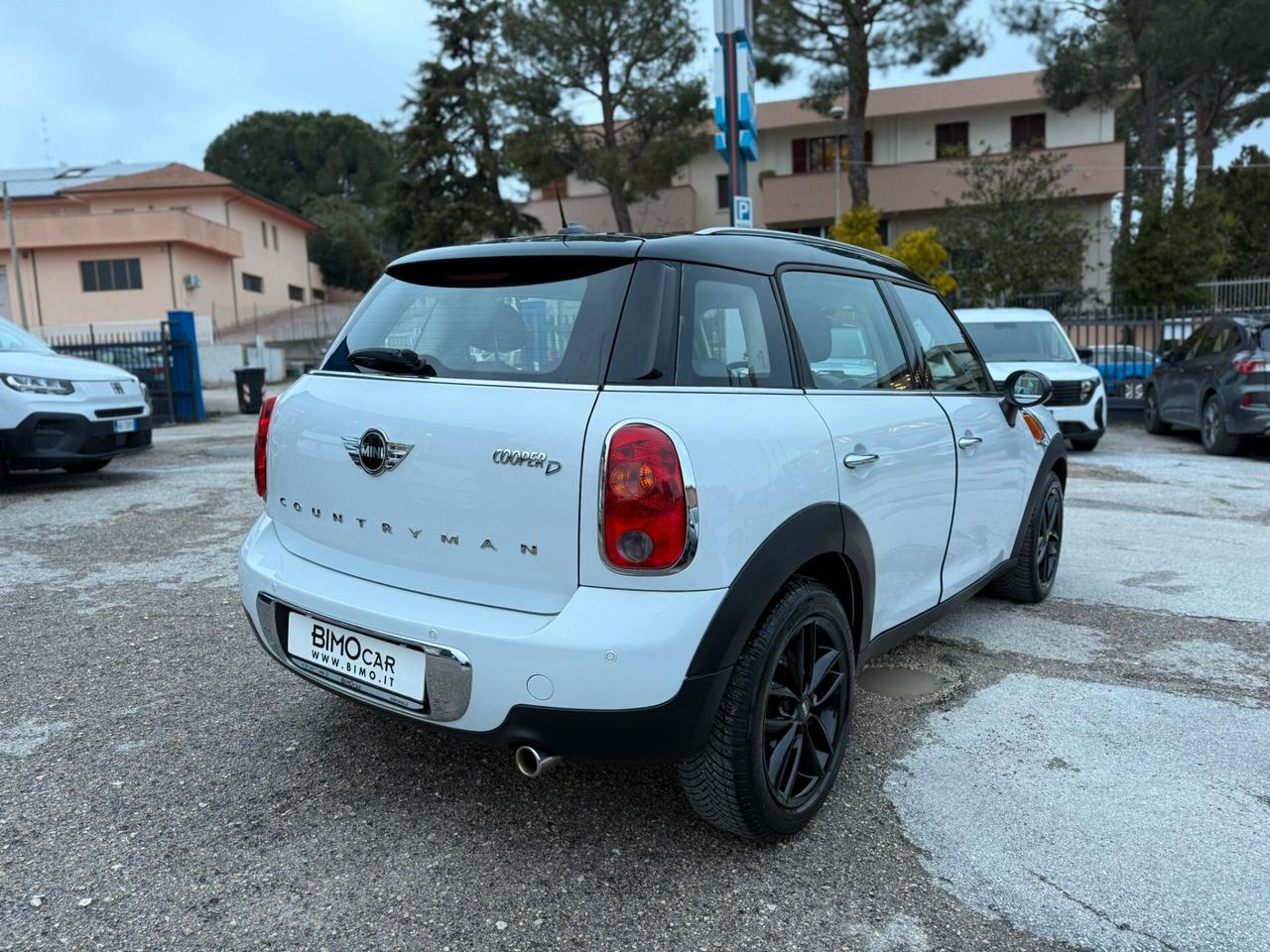 Mini Cooper D Countryman 2.0 Auto.
