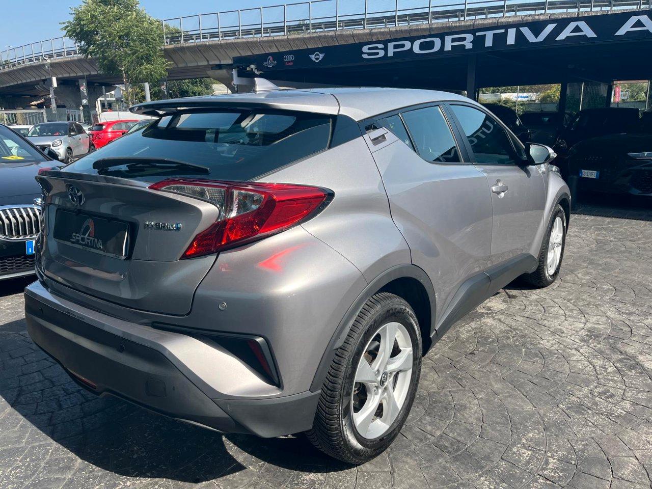 Toyota C-HR 5 Porte C-HR 1.8h Active 2wd e-cvt