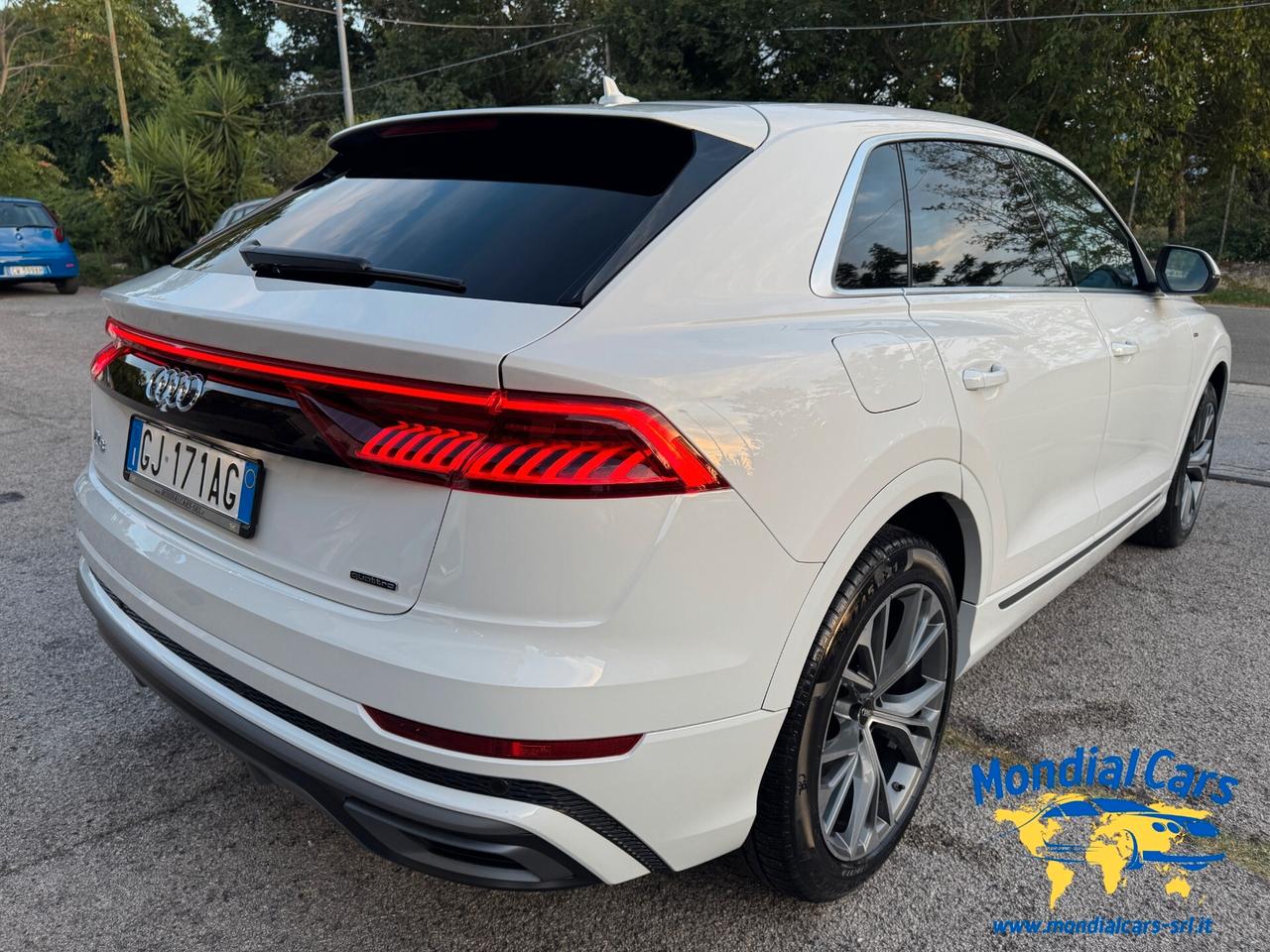 Audi Q8 45 TDI quattro tiptronic Sport