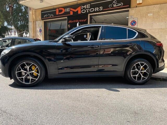 Alfa Romeo Stelvio 2.2 Turbodiesel 210 CV AT8 Q4 Executive