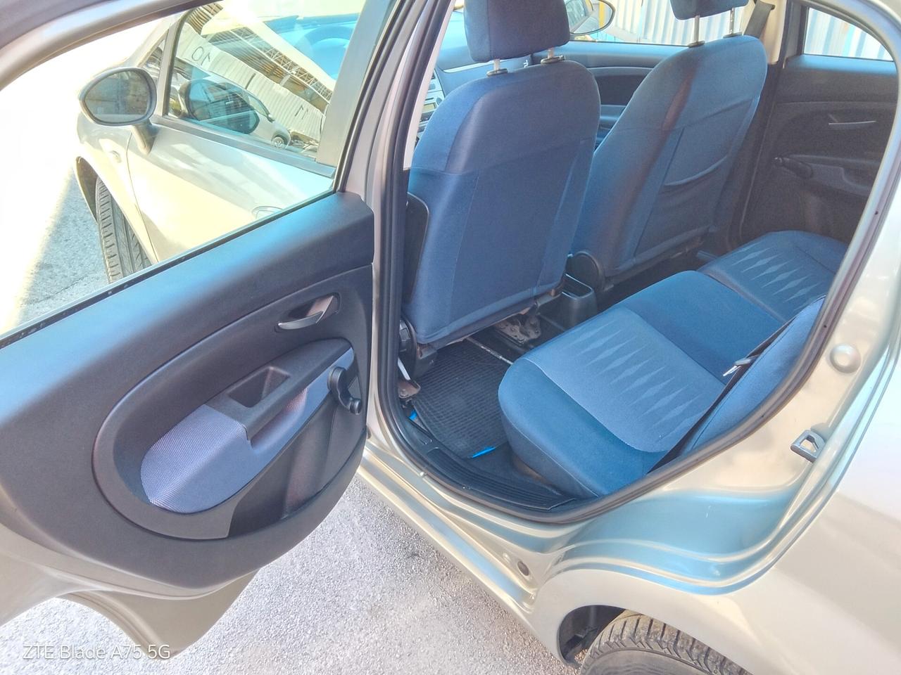 Fiat Grande Punto 1.2 5 porte 2009 12 mesi di garanzia