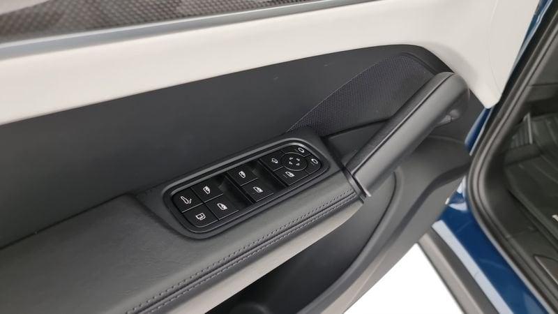 Porsche Cayenne 3.0 V6 E-Hybrid