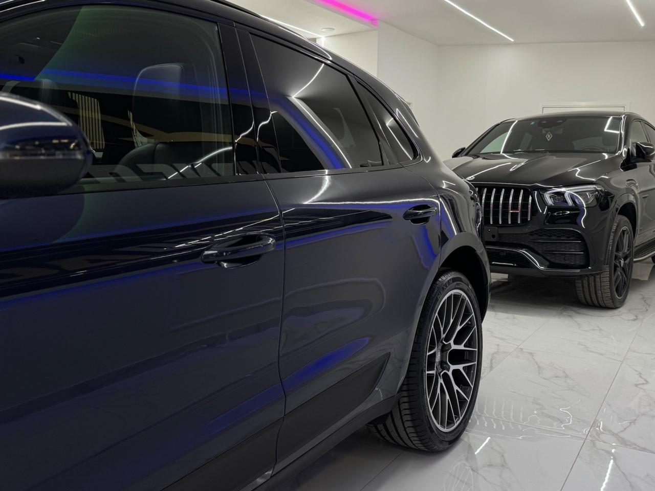 Porsche Macan 2.0 245Cv Iper Full-Tetto-Bose