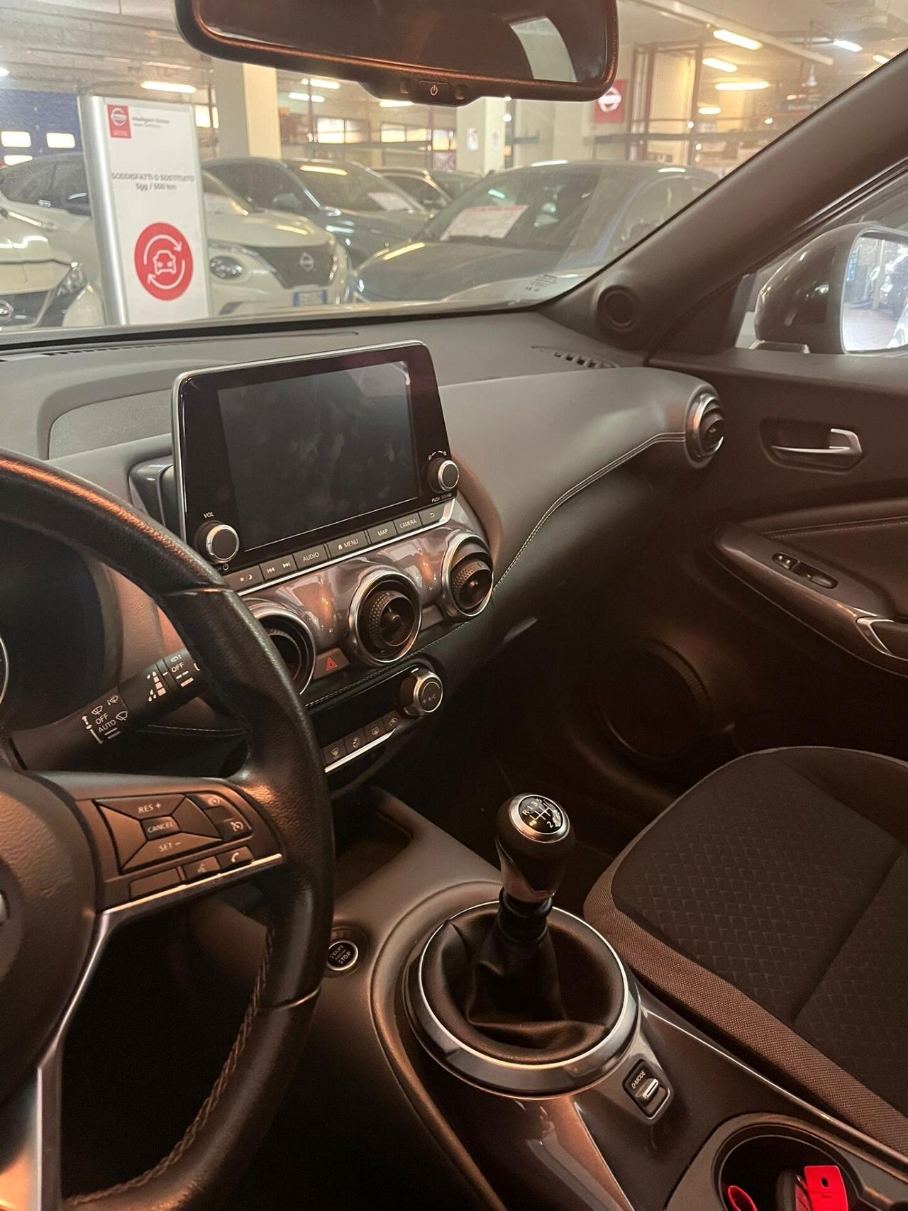 Nissan Juke 1.0 DIG-T 114 CV N-Connecta