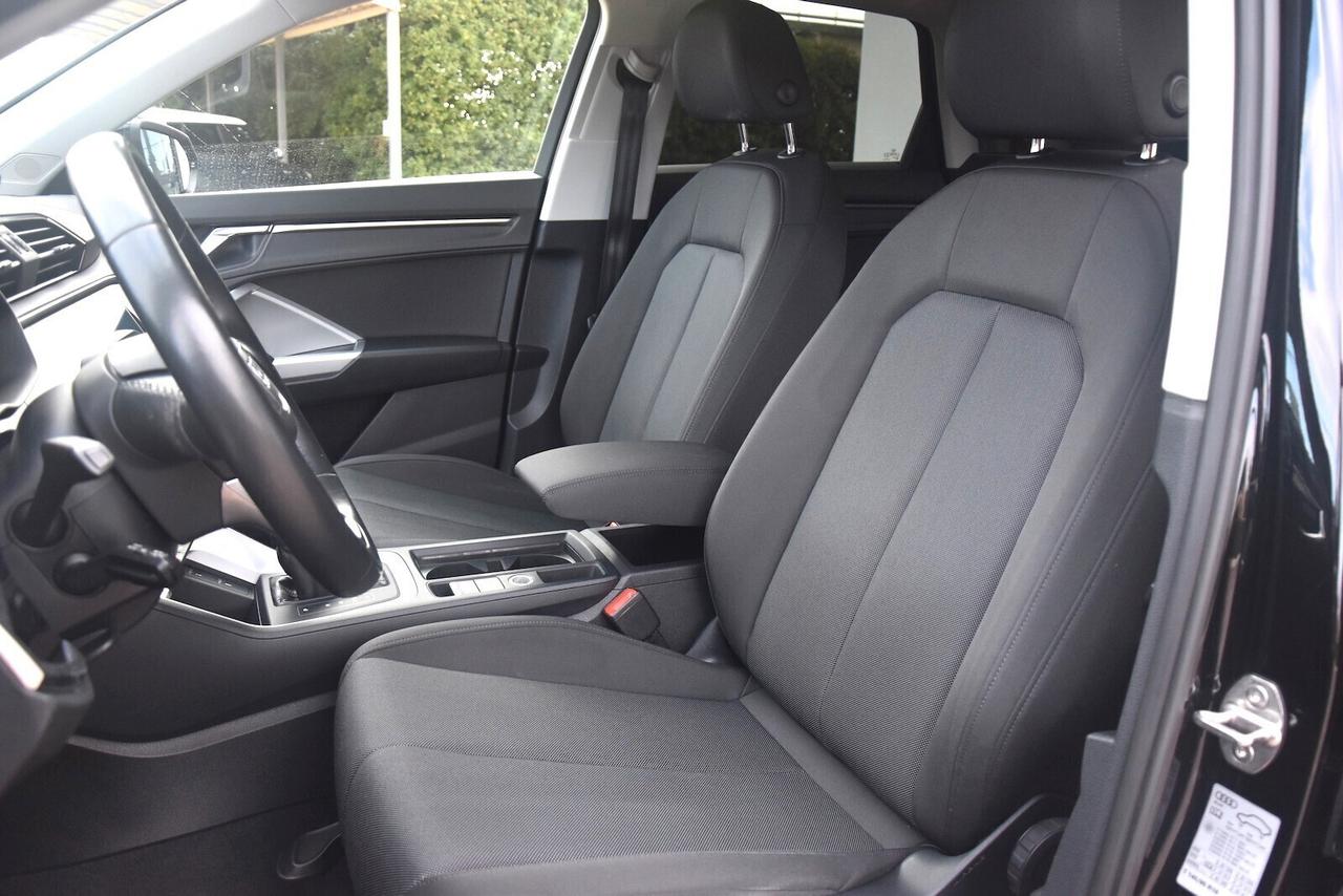 Audi Q3 35 TDI S tronic Business