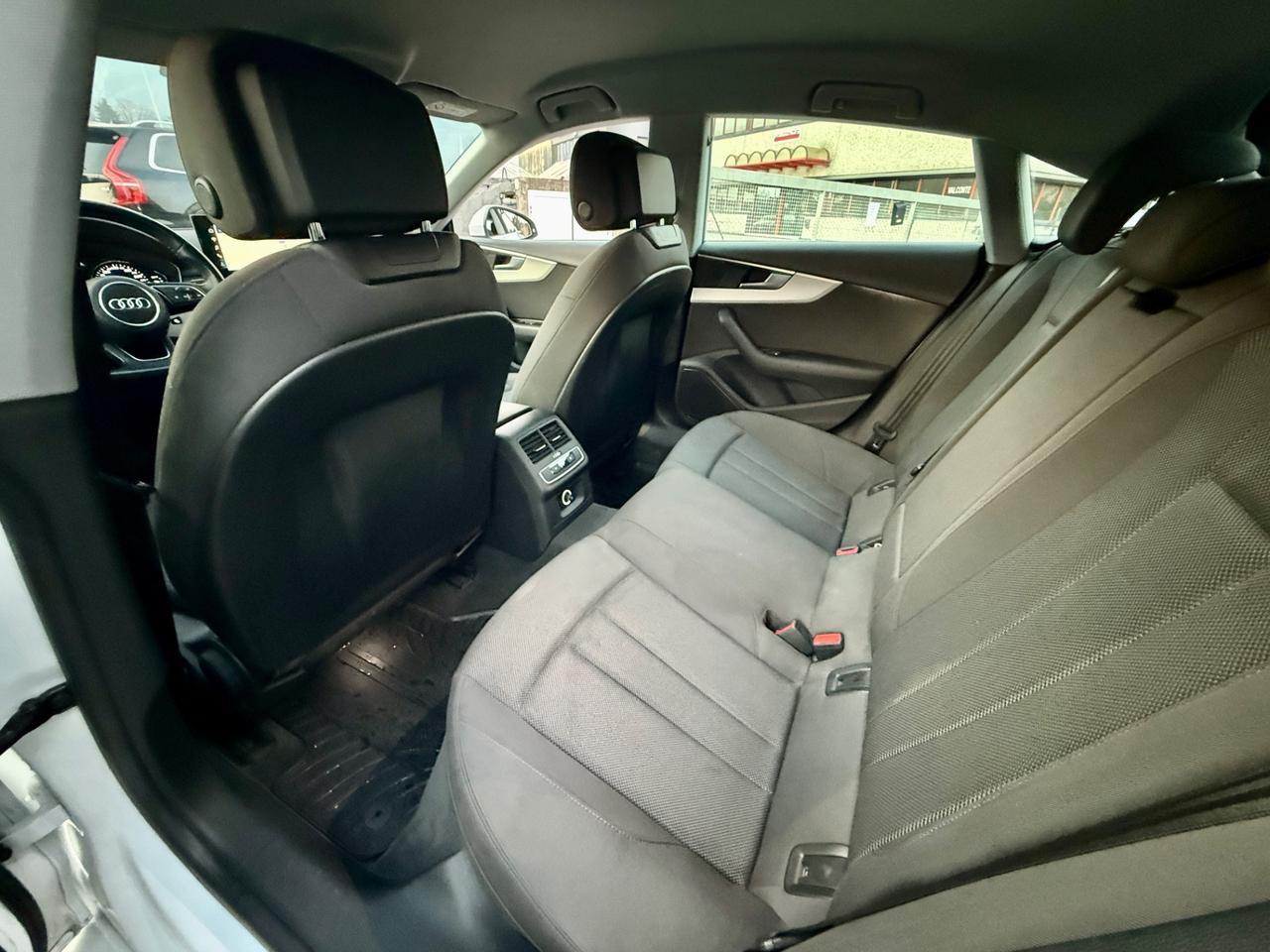 Audi A5 SPB 40 g-tron S tronic line edition 2020