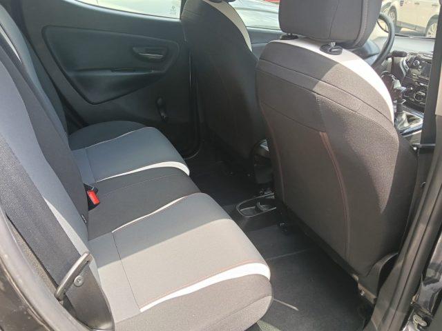 LANCIA Ypsilon 0.9 TwinAir 85 CV 5 porte Metano Ecochic Elefantin